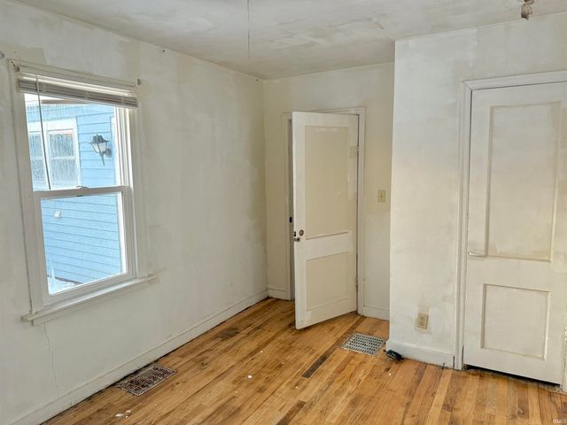 2405 E 3Rd Street, Anderson, IN 46012