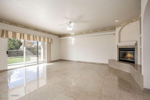 2122 Desert Greens Drive, Las Cruces, NM 88011
