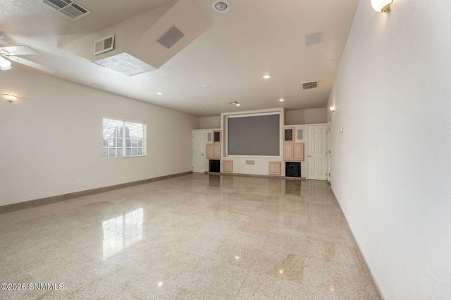 2122 Desert Greens Drive, Las Cruces, NM 88011