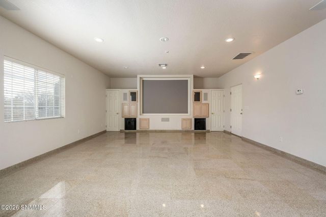 2122 Desert Greens Drive, Las Cruces, NM 88011