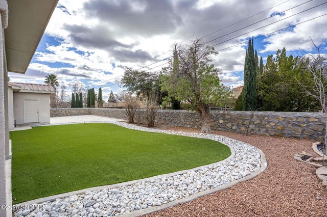 2122 Desert Greens Drive, Las Cruces, NM 88011