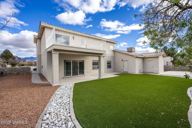 2122 Desert Greens Drive, Las Cruces, NM 88011