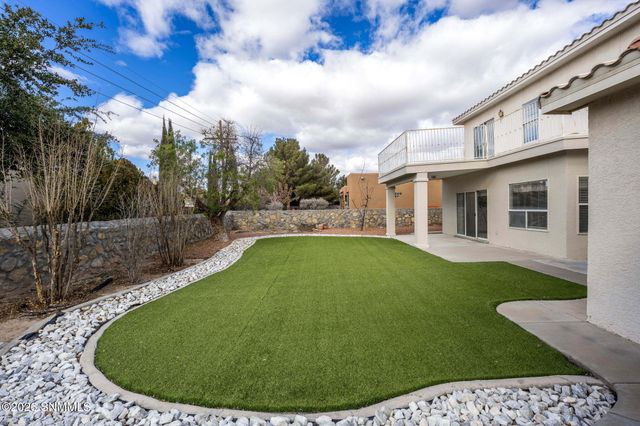 2122 Desert Greens Drive, Las Cruces, NM 88011
