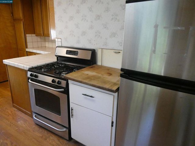 1906 Carolyn Dr, Pleasant Hill, CA 94523