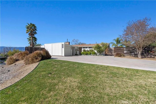 22510 Decoro Drive, Saugus, CA 91350