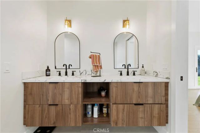 22510 Decoro Drive, Saugus, CA 91350