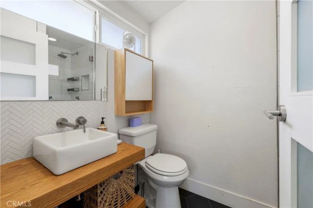 22510 Decoro Drive, Saugus, CA 91350