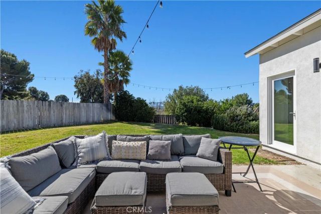 22510 Decoro Drive, Saugus, CA 91350