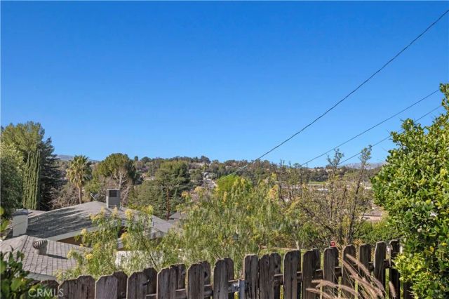 22510 Decoro Drive, Saugus, CA 91350