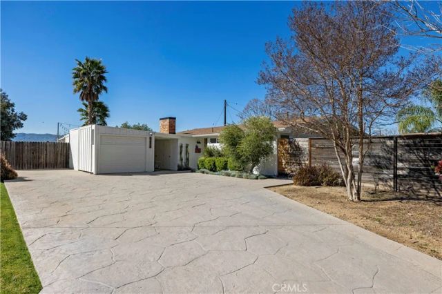 22510 Decoro Drive, Saugus, CA 91350