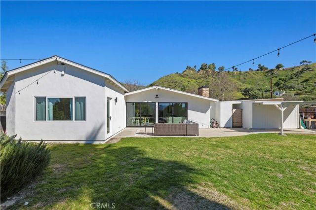 22510 Decoro Drive, Saugus, CA 91350