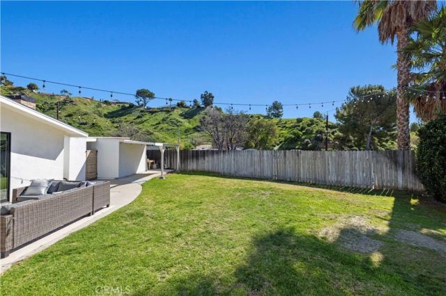 22510 Decoro Drive, Saugus, CA 91350