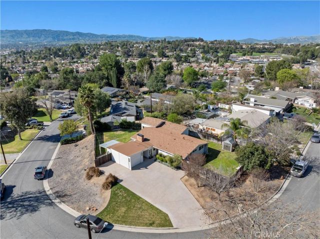 22510 Decoro Drive, Saugus, CA 91350