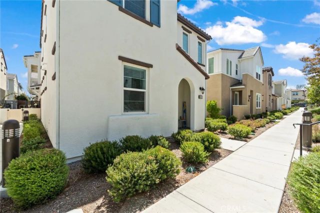 4052 Summer Way, Corona, CA 92883