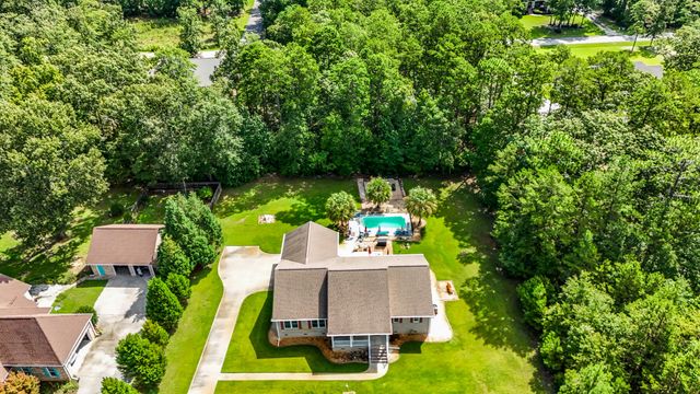 151 Poplar Creek Drive, Elloree, SC 29047