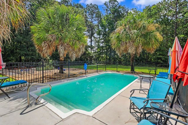 151 Poplar Creek Drive, Elloree, SC 29047