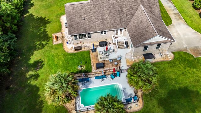 151 Poplar Creek Drive, Elloree, SC 29047