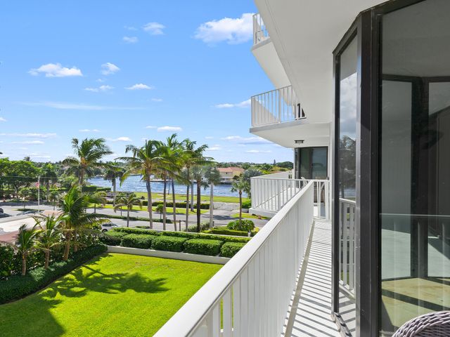 2917 S Ocean Boulevard 304, Highland Beach, FL 33487