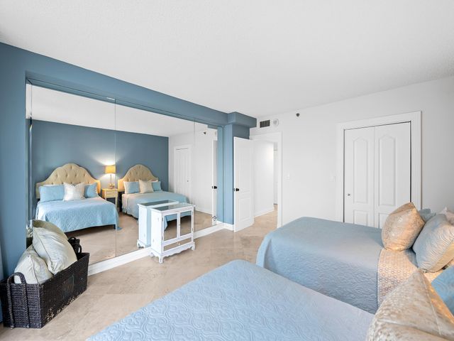 2917 S Ocean Boulevard 304, Highland Beach, FL 33487