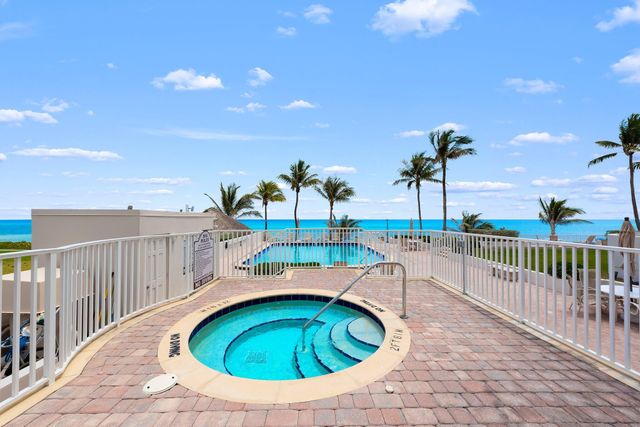 2917 S Ocean Boulevard 304, Highland Beach, FL 33487