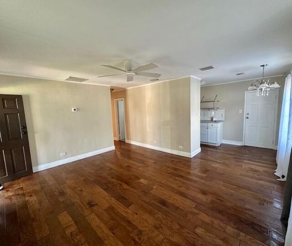 634 Oak Street, Boynton Beach, FL 33435