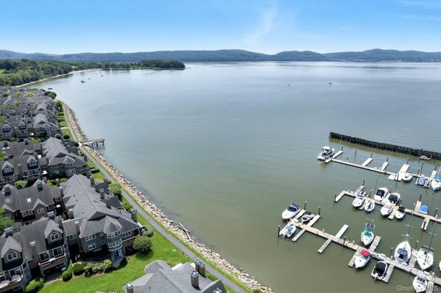 308 Half Moon Bay Drive, Croton-on-hudson, NY 10520