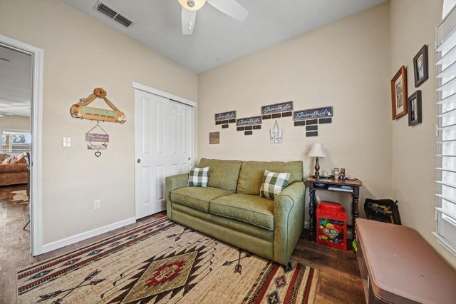 1028 Shakeley Ln, Ione, CA 95640