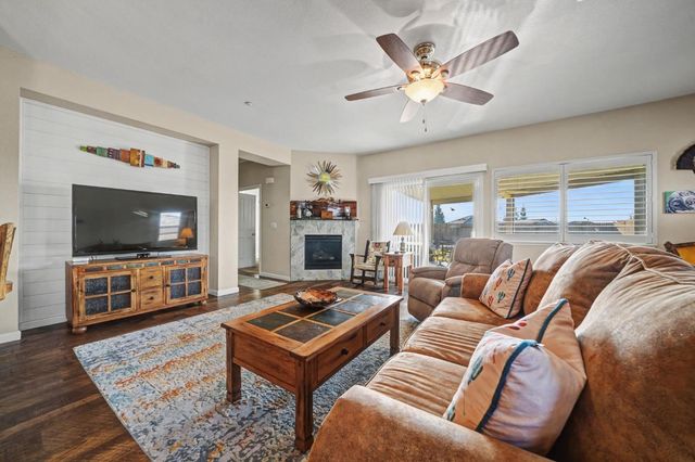 1028 Shakeley Ln, Ione, CA 95640