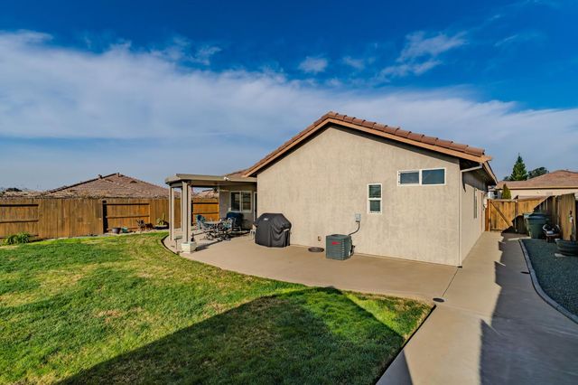 1028 Shakeley Ln, Ione, CA 95640