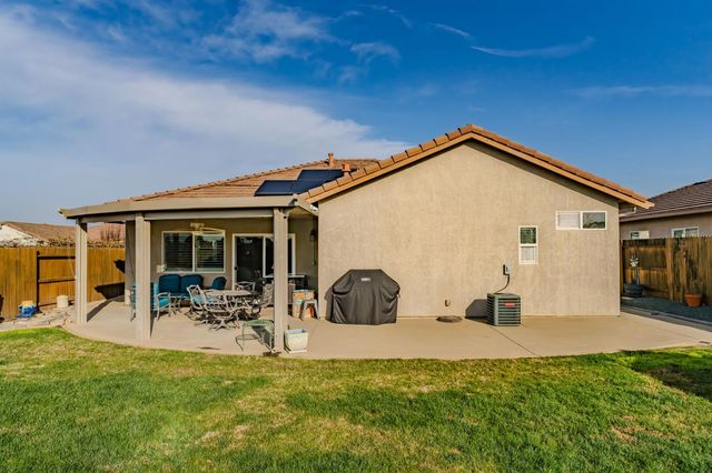 1028 Shakeley Ln, Ione, CA 95640