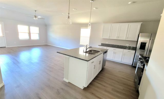 418 Wydown Drive, Princeton, TX 75407