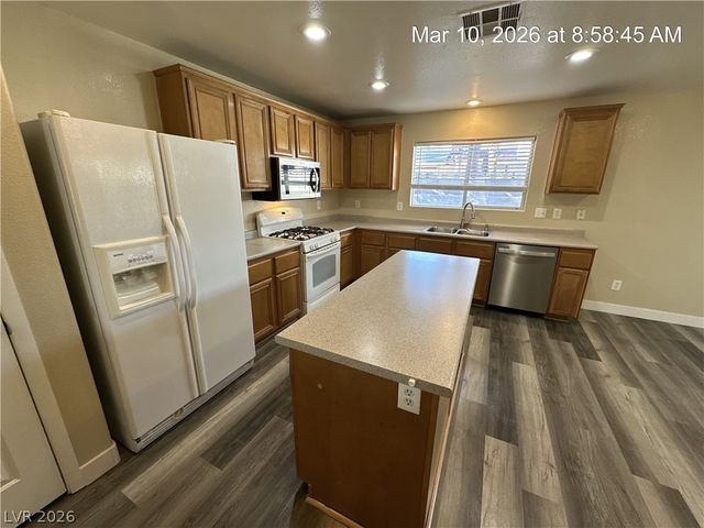 5023 Volcanic Rock Lane, Las Vegas, NV 89122