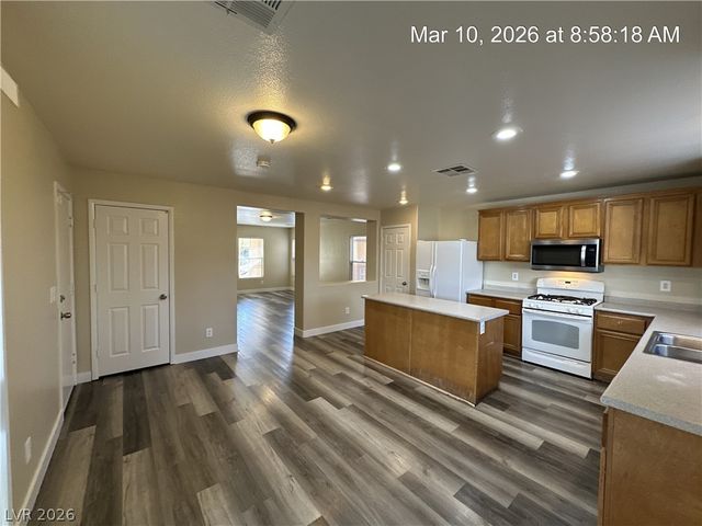 5023 Volcanic Rock Lane, Las Vegas, NV 89122