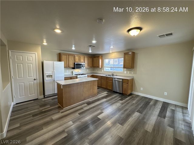 5023 Volcanic Rock Lane, Las Vegas, NV 89122