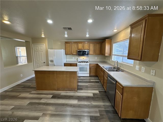 5023 Volcanic Rock Lane, Las Vegas, NV 89122