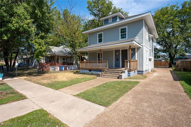 812 N 13th Street, Fort Smith, AR 72901