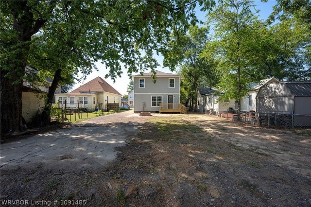 812 N 13th Street, Fort Smith, AR 72901