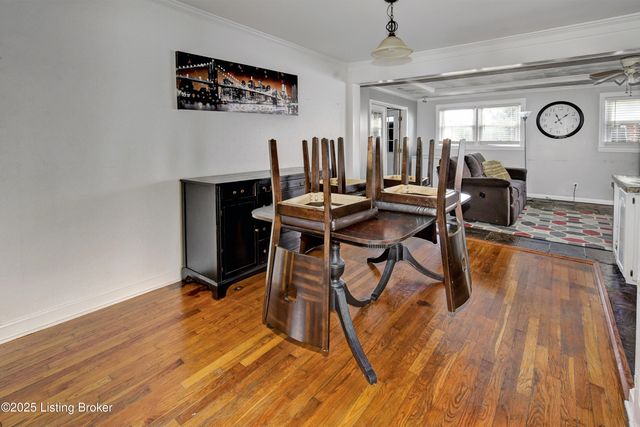 5306 Velle Vista Dr, Louisville, KY 40272