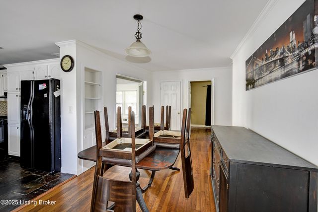 5306 Velle Vista Dr, Louisville, KY 40272