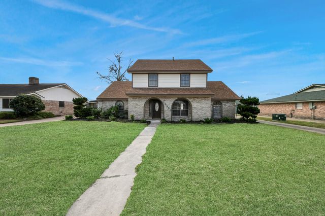 15423 Ridingwood Drive, Houston, TX 77489