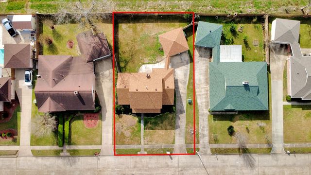 15423 Ridingwood Drive, Houston, TX 77489