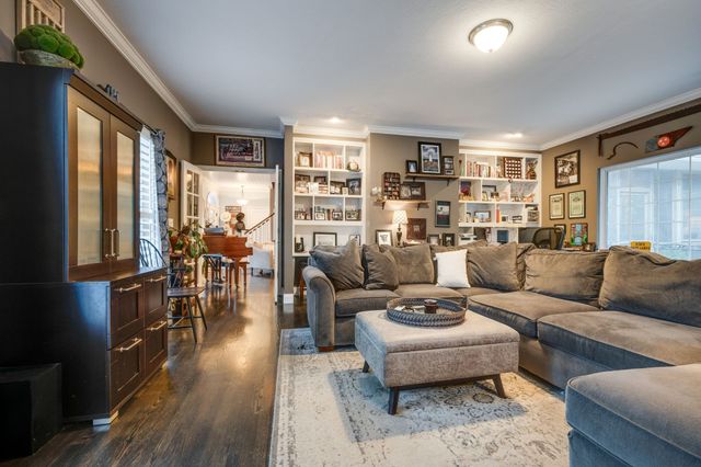 867 Fairgrounds Rd, Ashland City, TN 37015