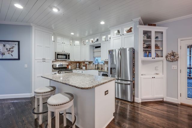 867 Fairgrounds Rd, Ashland City, TN 37015