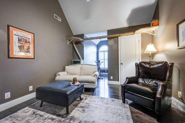 867 Fairgrounds Rd, Ashland City, TN 37015