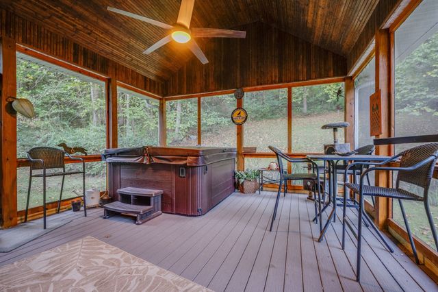 867 Fairgrounds Rd, Ashland City, TN 37015