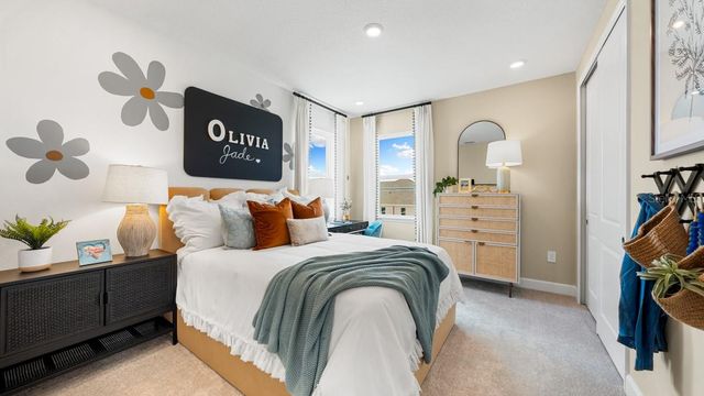 749 STEEL DRIVE, Apollo Beach, FL 33572