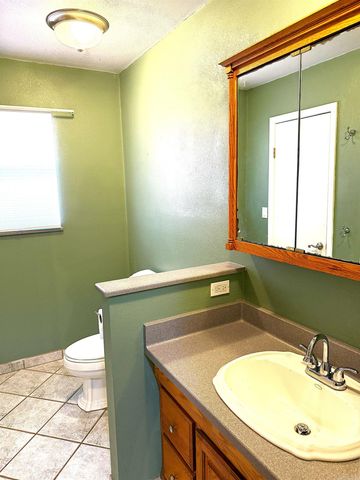 192 Lone Pine Road N, Greers Ferry, AR 72067