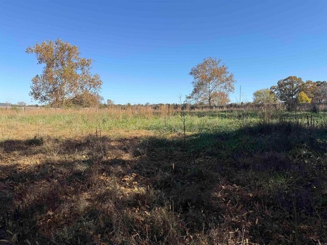 192 Lone Pine Road N, Greers Ferry, AR 72067