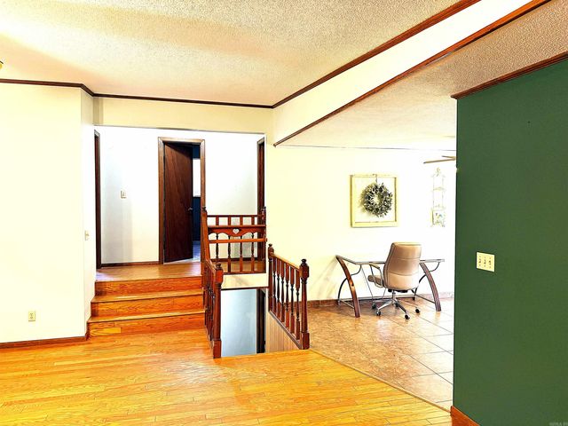 192 Lone Pine Road N, Greers Ferry, AR 72067