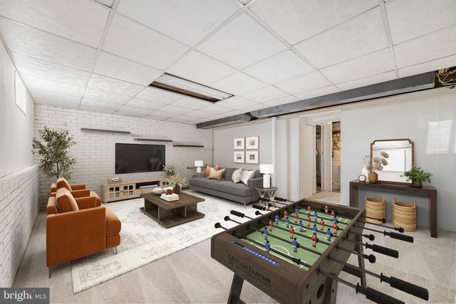 415 LOCUST DR, Baltimore, MD 21228